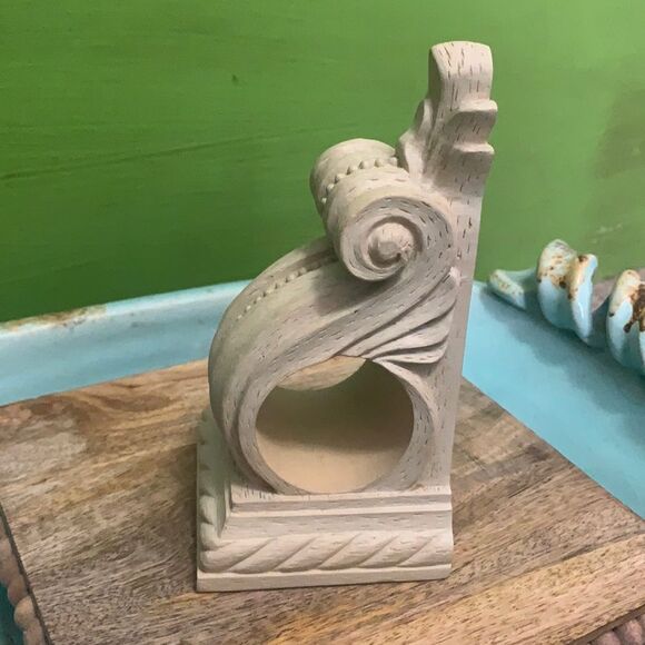 Small hanging piece: I used as a book end - Picture 1 of 7